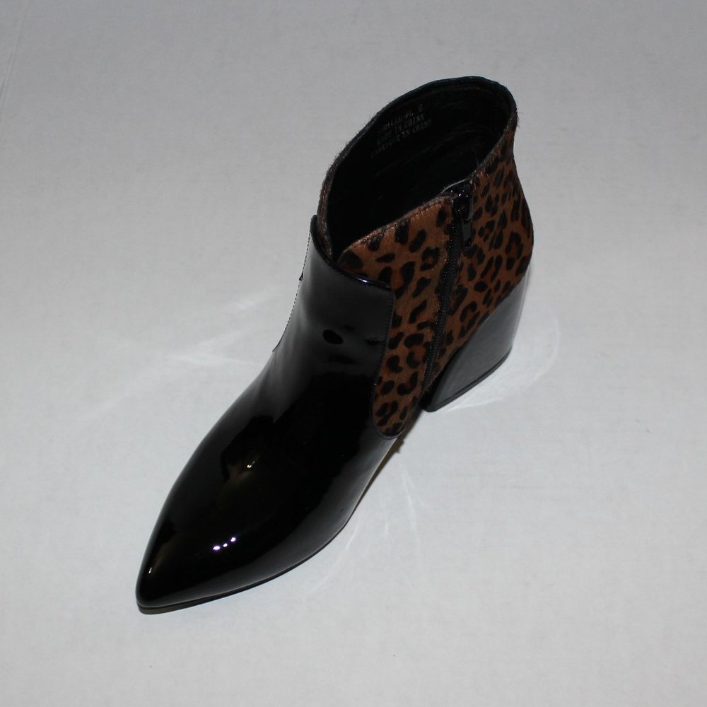 JEFFREY CAMPBELL BENTLEE BLK PTNT/CHEETAH BOOTIE